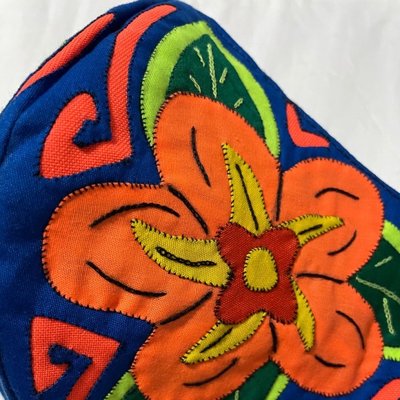 Molas Masks Hand Made - Picture 4 of 5